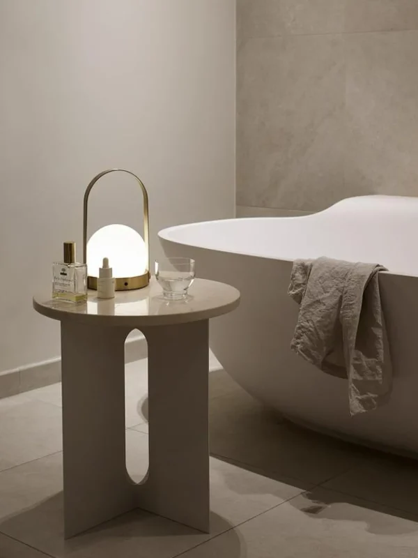 Outlet Audo Androgyne Side Table, Steel Base in Ivory, Table Top in Ivory Marble
