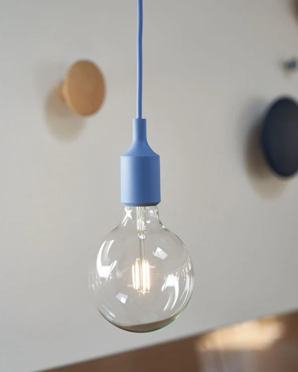 Hot Muuto E27 Light, Pale Blue, LED