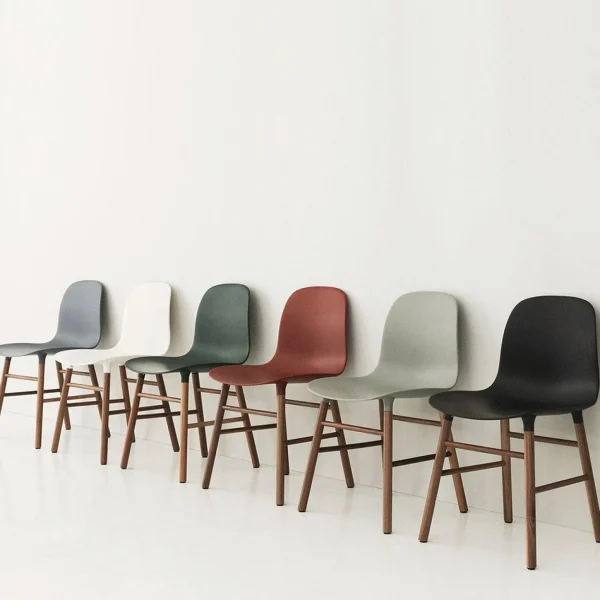 New Normann-Copenhagen Form Chair Black, Black Lacquered Oak Legs