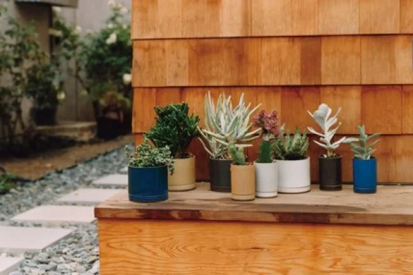 Sale Hasami Planter, Tall, Gloss Grey