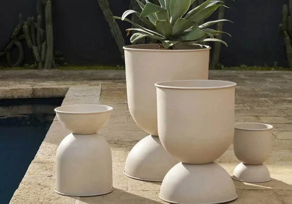 Clearance Ferm Living Hourglass Pot Medium, Cashmere