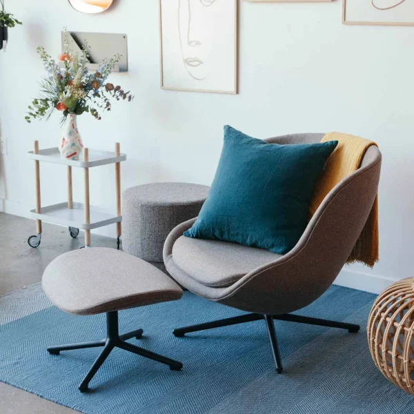 Clearance Normann-Copenhagen Hyg Lounge Chair Low Swivel & Tilt, Black Alu base. Seat: Medium Grey Synergy