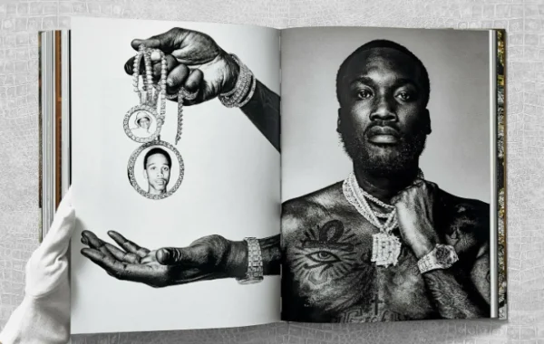 Cheap Taschen Ice Cold Hip Hop Jewelry HIstory