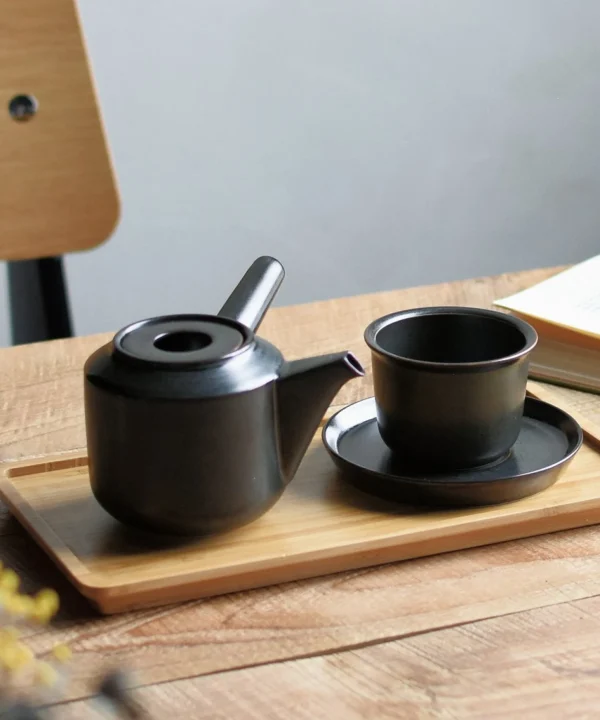 Store KINTO LT Cup & Saucer 160ml, Black