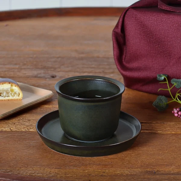Store KINTO LT Cup & Saucer 160ml, Black