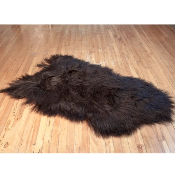 Cheap Black Sheep White Light Large Black Icelandic Sheepskin