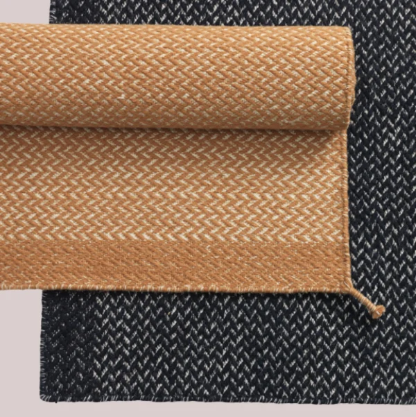 New Muuto Ply Rug / 200 x 80 CM / 79 x 31