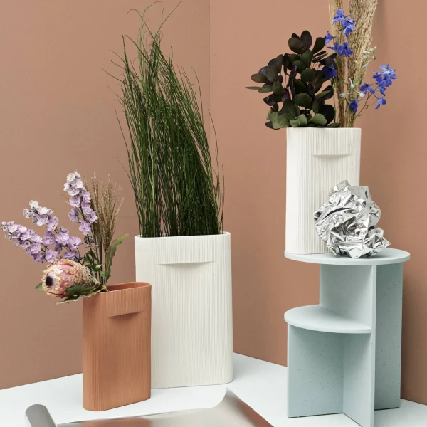 New Muuto Ridge Vase Terracotta, 6.5
