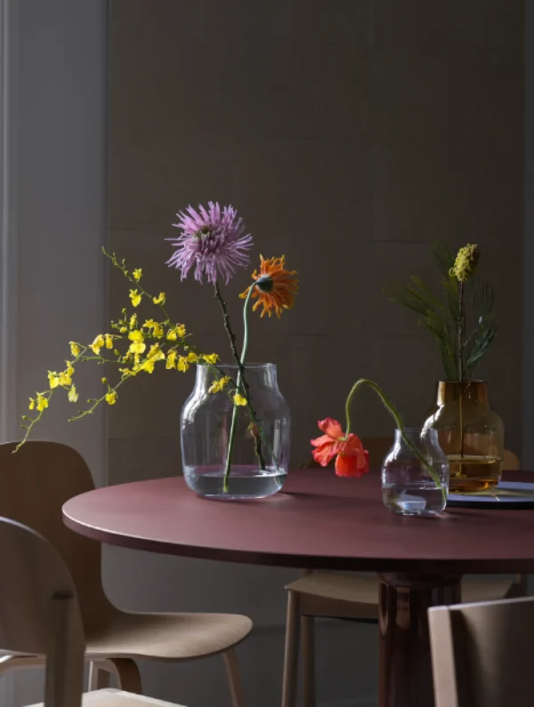 Shop Muuto Silent Vase Dark Green 7.8