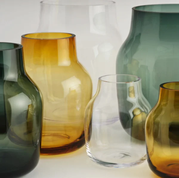 Shop Muuto Silent Vase Dark Green 7.8