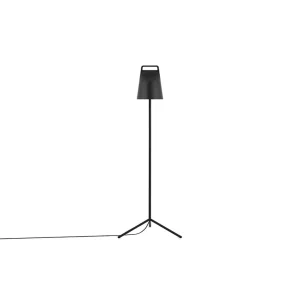 Clearance Normann-Copenhagen Stage Floor Lamp US, Black