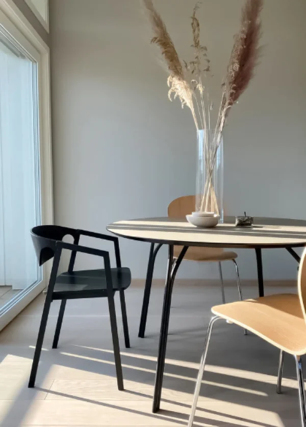 Outlet woud Tree Dining Table (120 cm), Beige Fenix Laminate Top and Beige Painted Metal Legs (Ø: 120 cm)